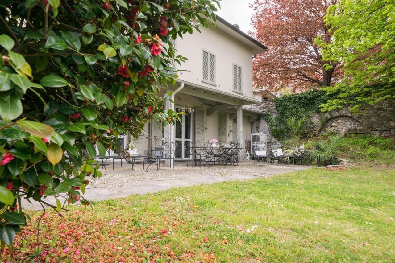 Bnbook Maison Charlotte Lago Maggiore Porto Valtravaglia Extérieur photo